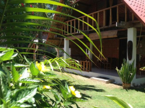 Alumbung Cottages